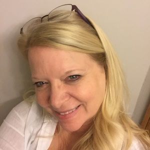 Meet your Posher, Theresa